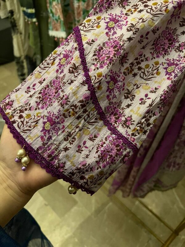 Lawn Embroidered And Lacework Stitched 3 Pieces Chiffon Printed Dupattta Printed Trousers - Image 2