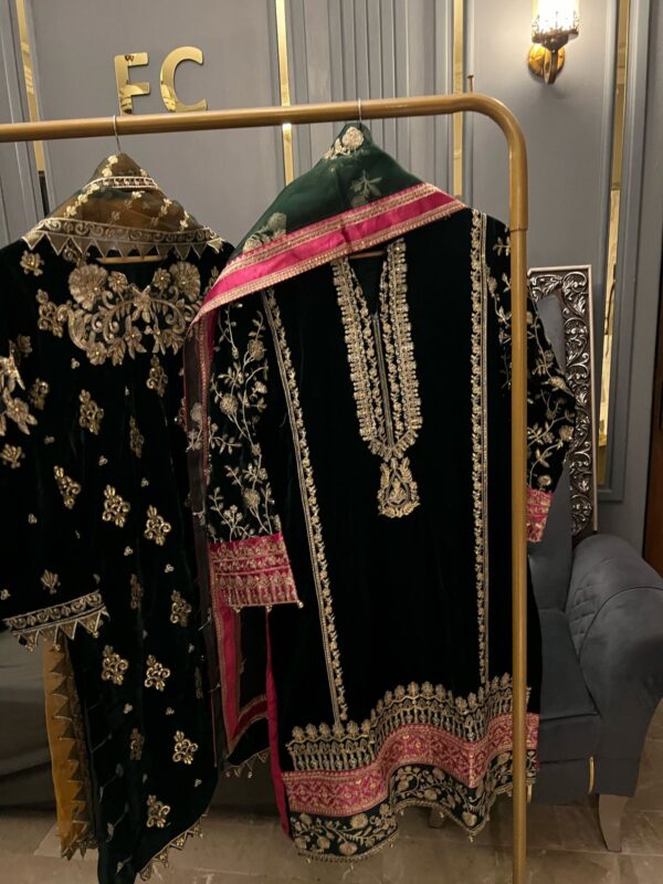 Velvet Embroidered Stitched 3-Piece Suit with Organza Dupatta & Silk Trousers - Image 4