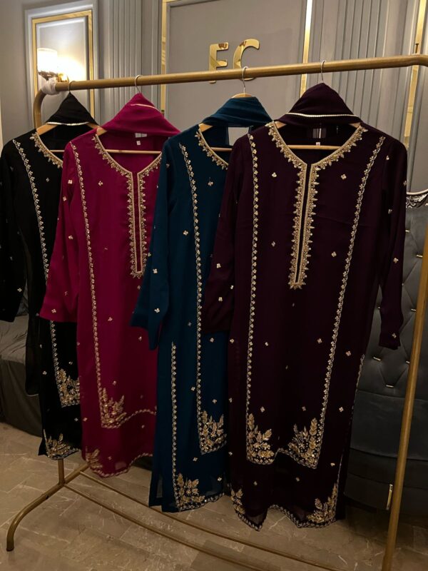 New Arrival – Aghanoor-Inspired Chiffon Shirt with heavy hand-done Zardozi work Double Daman Border Duppata & trouser - Image 5